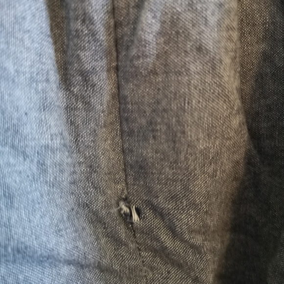 Forever 21 Large eyelet chambray skirt - Picture 4 of 9